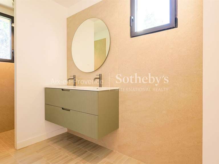 Maison Aix-en-Provence - 4 chambres - 164m²