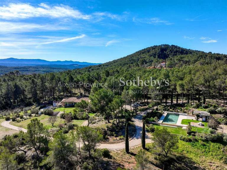 Maison Aix-en-Provence - 5 chambres - 430m²