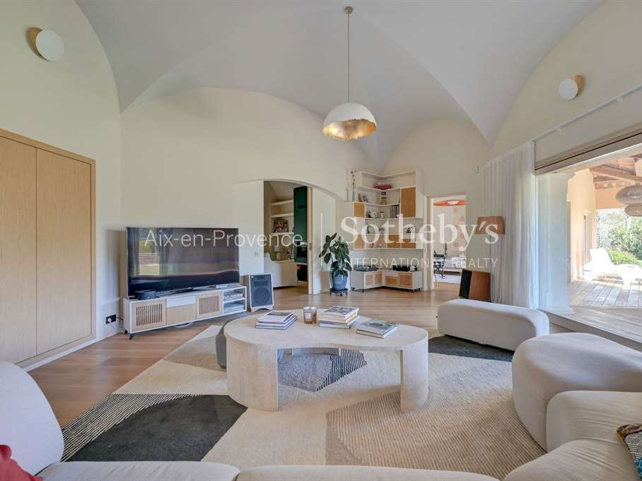 House Aix-en-Provence