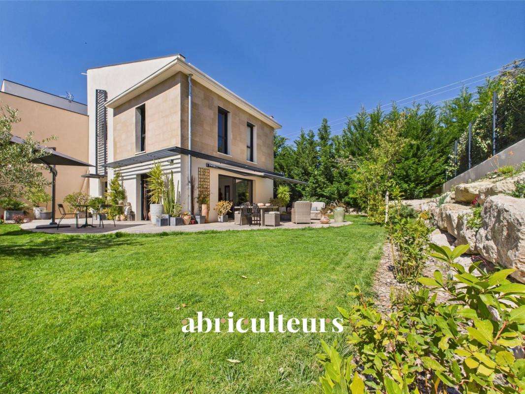 House Aix-en-Provence