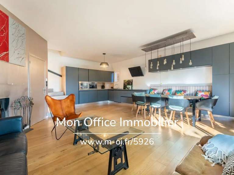 Maison Aix-en-Provence - 4 chambres - 82m²