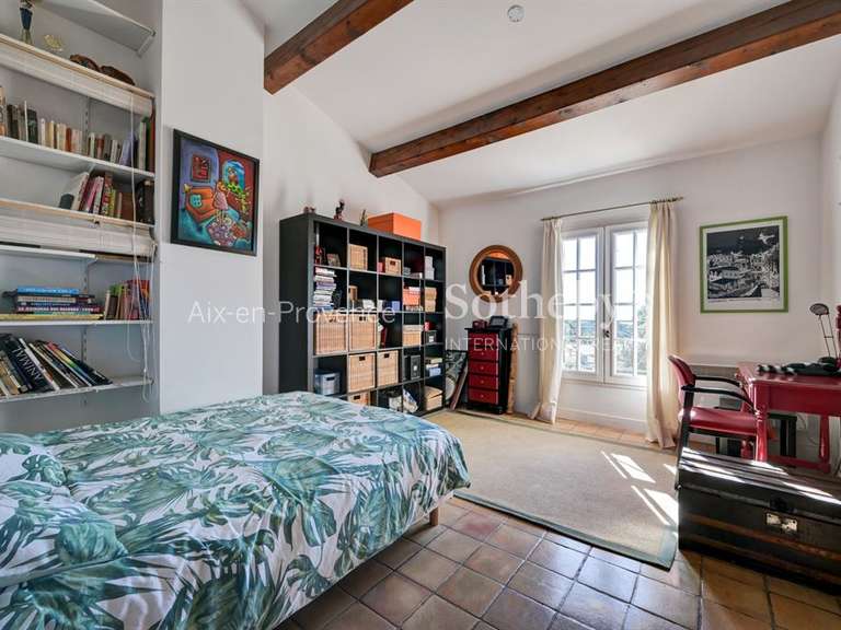House Aix-en-Provence - 6 bedrooms - 300m²