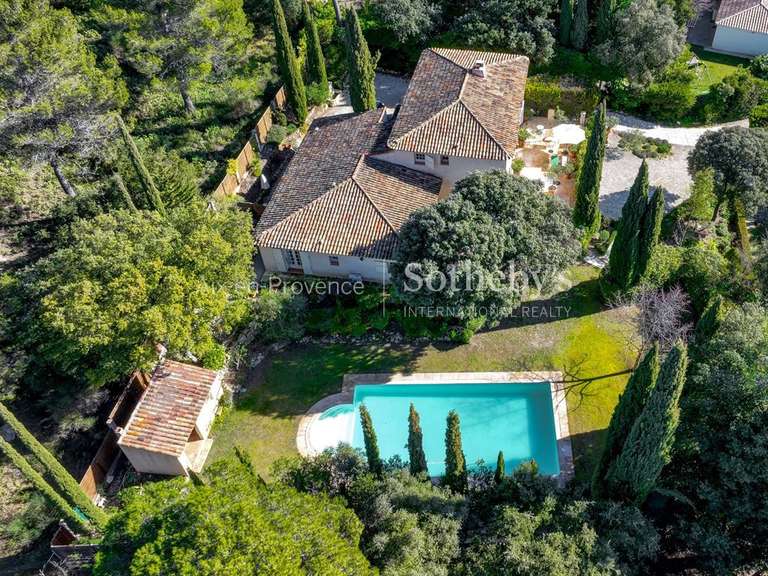 House Aix-en-Provence - 6 bedrooms - 300m²
