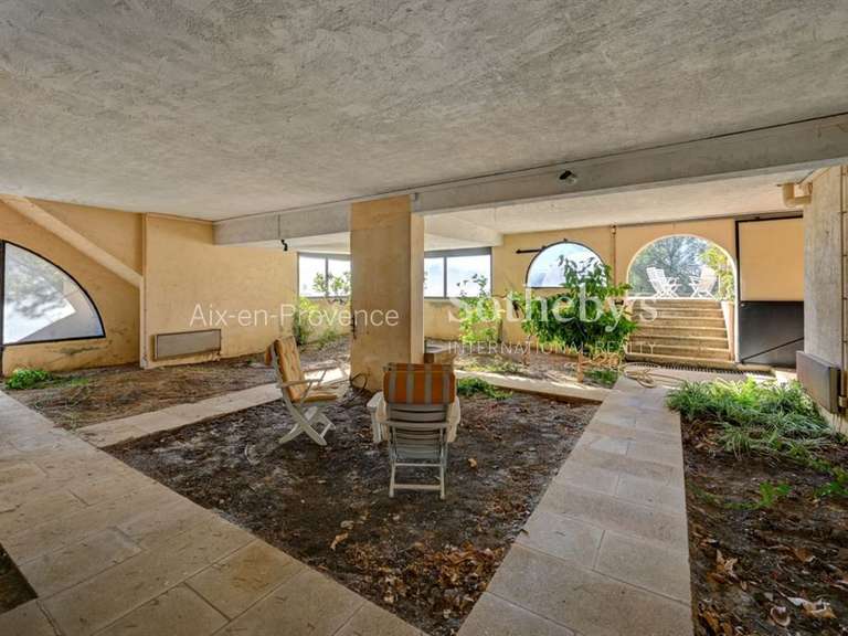 Maison Aix-en-Provence - 10 chambres - 754m²