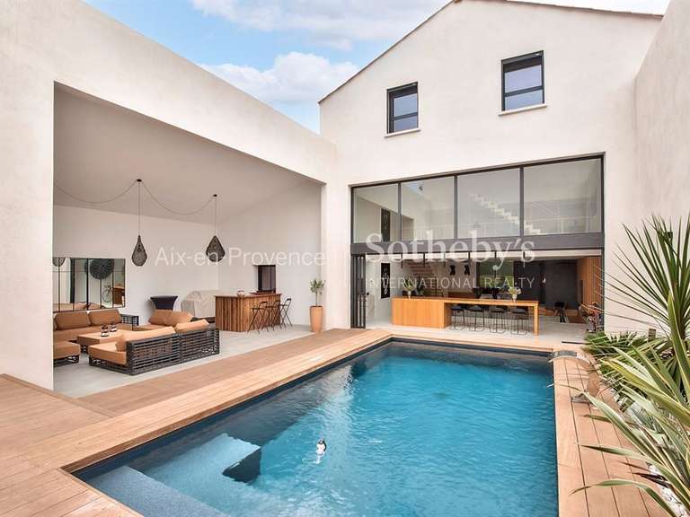 Maison Aix-en-Provence - 4 chambres - 270m²