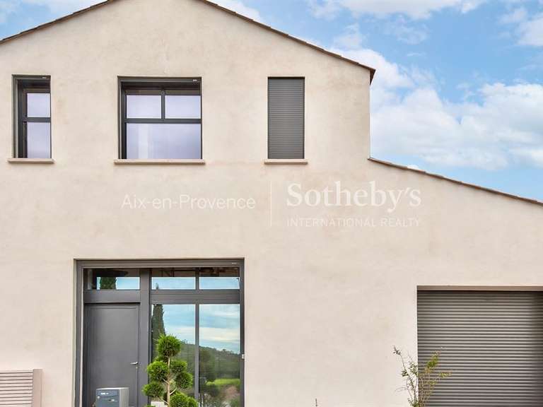 Maison Aix-en-Provence - 4 chambres - 270m²