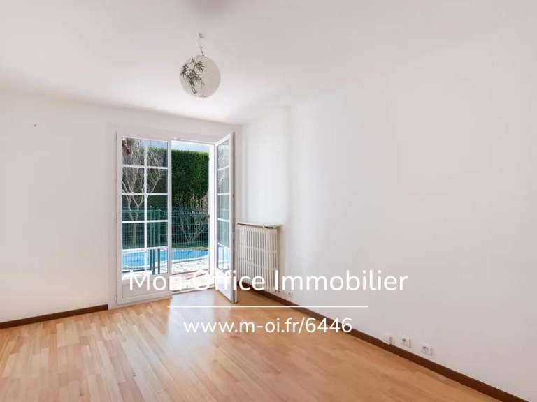 Maison Aix-en-Provence - 5 chambres - 188m²