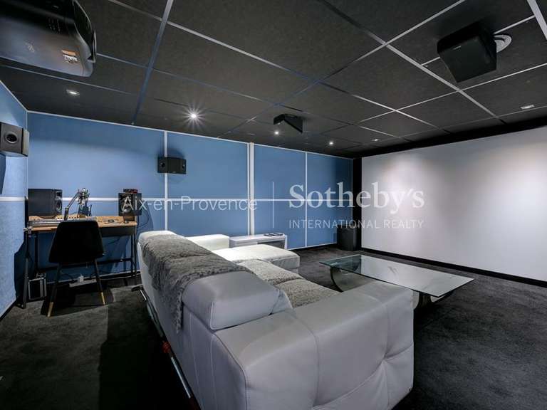 Maison Aix-en-Provence - 5 chambres - 220m²