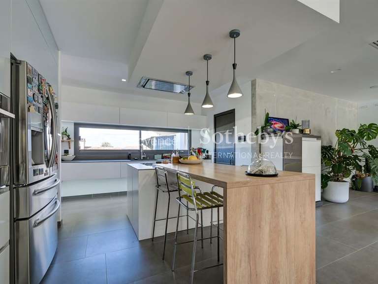 Maison Aix-en-Provence - 5 chambres - 220m²