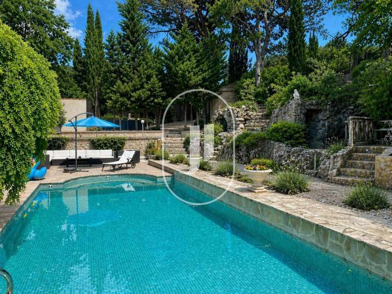 Maison Aix-en-Provence - 6 chambres - 250m²