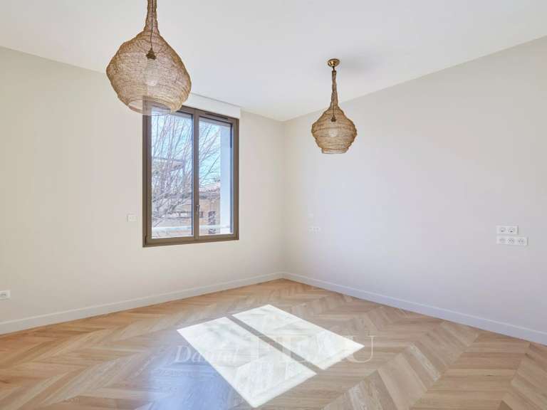 Maison Aix-en-Provence - 4 chambres - 217m²