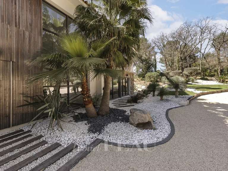 Maison Aix-en-Provence - 4 chambres - 220m²