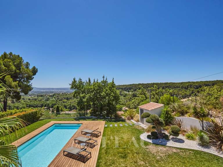 Maison Aix-en-Provence - 4 chambres - 220m²