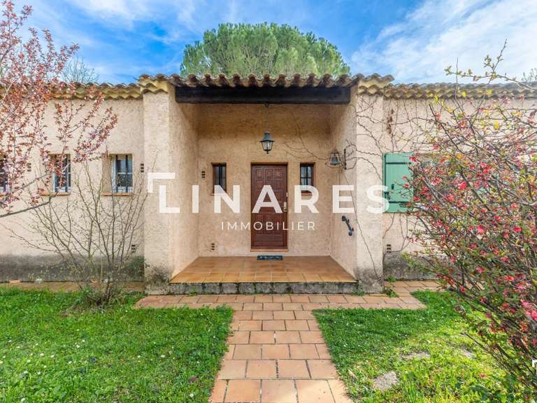 Maison Aix-en-Provence - 4 chambres - 117m²