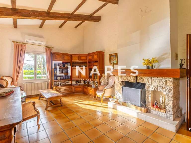 Maison Aix-en-Provence - 4 chambres - 117m²