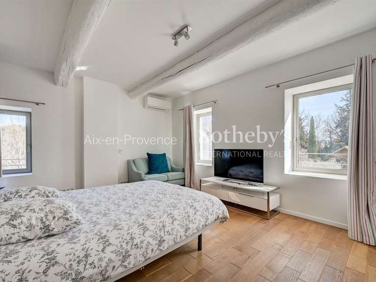 Maison Aix-en-Provence - 17 chambres - 640m²