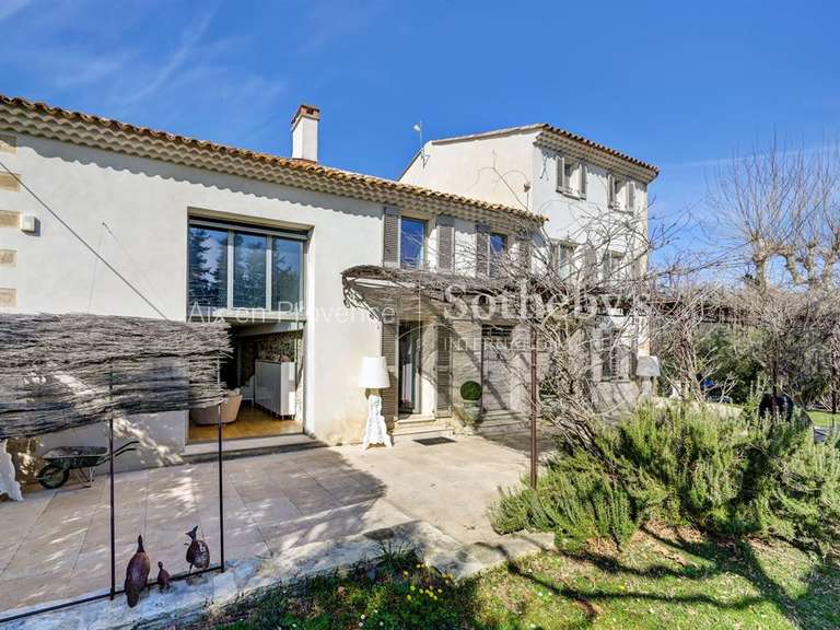 Maison Aix-en-Provence - 17 chambres - 640m²