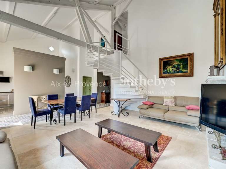 Maison Aix-en-Provence - 17 chambres - 640m²