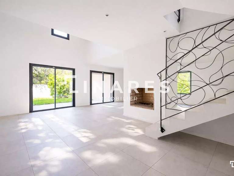 Maison Aix-en-Provence - 3 chambres - 185m²