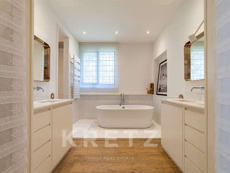 Maison Aix-en-Provence - 5 chambres - 269m²