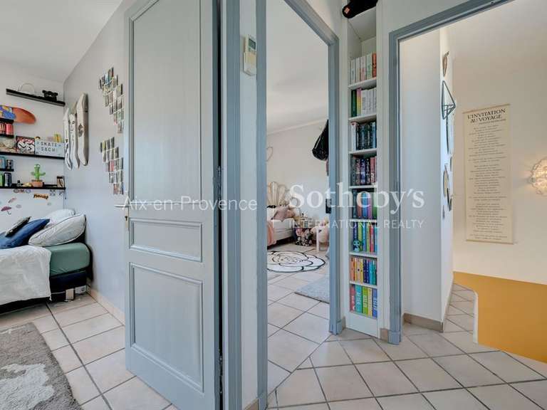 Maison Aix-en-Provence - 4 chambres - 170m²