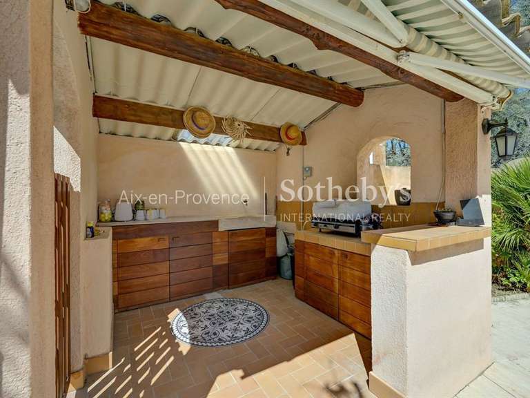 Maison Aix-en-Provence - 4 chambres - 170m²