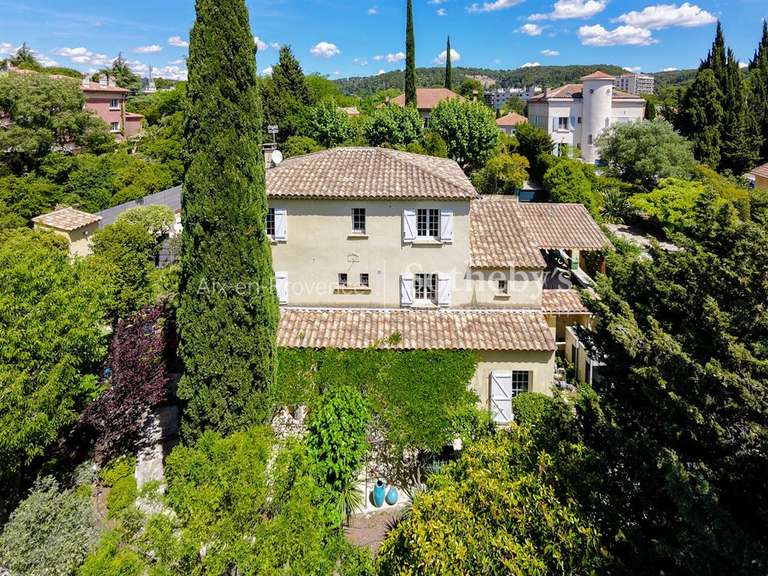 House Aix-en-Provence - 5 bedrooms - 250m²