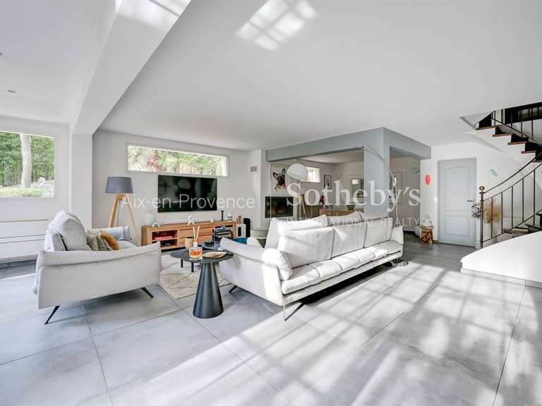Maison Aix-en-Provence - 5 chambres - 250m²