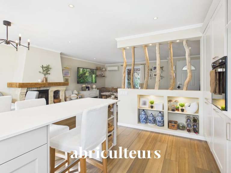 Maison Aix-en-Provence - 3 chambres - 106m²