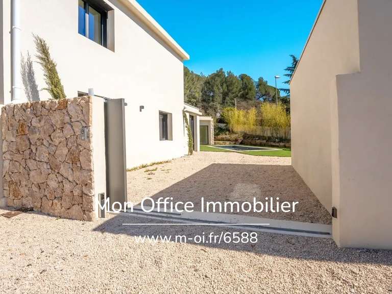 House Aix-en-Provence - 4 bedrooms - 135m²