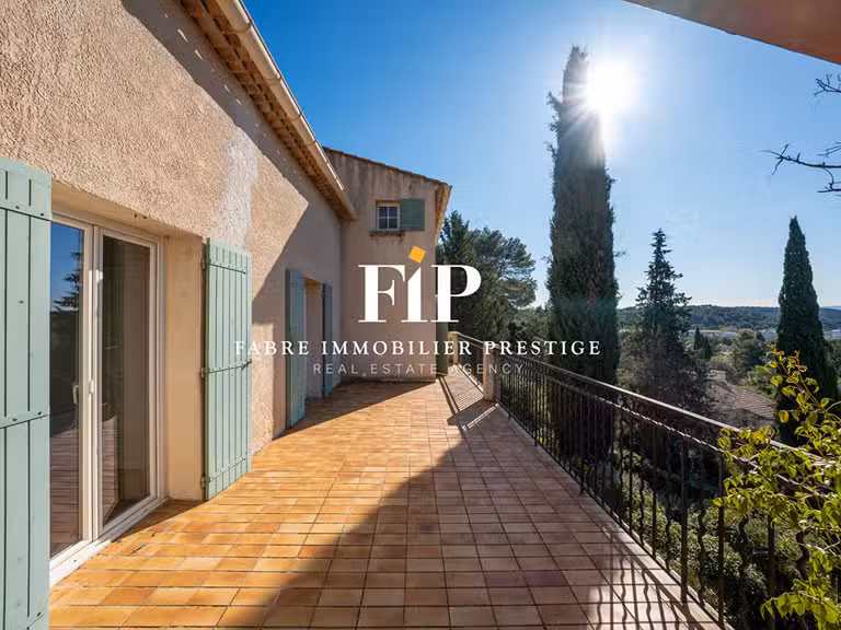 House Aix-en-Provence - 7 bedrooms - 250m²