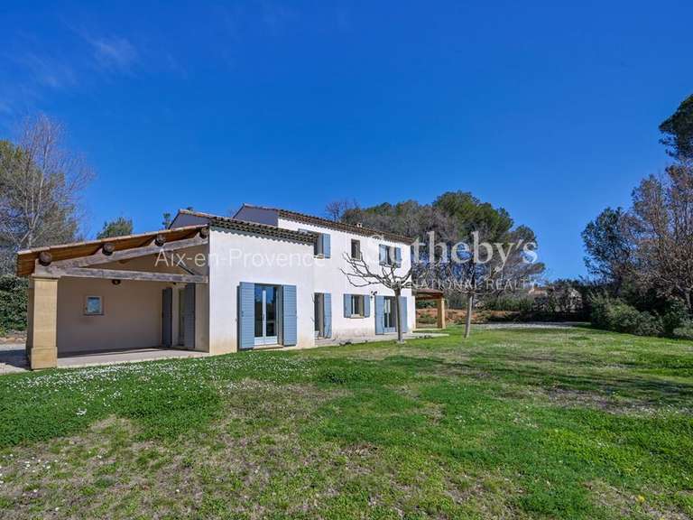 Maison Aix-en-Provence - 4 chambres - 153m²