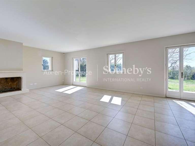 Maison Aix-en-Provence - 4 chambres - 153m²