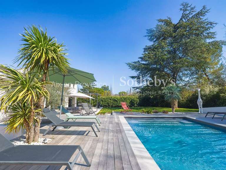 Maison Aix-en-Provence - 5 chambres - 220m²