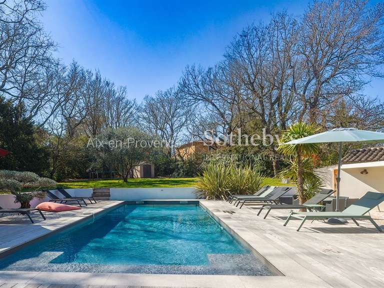 Maison Aix-en-Provence - 5 chambres - 220m²