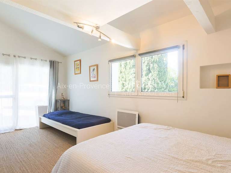Maison Aix-en-Provence - 5 chambres - 220m²