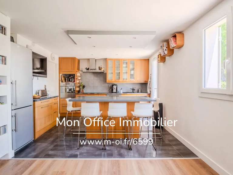 Maison Aix-en-Provence - 4 chambres - 120m²