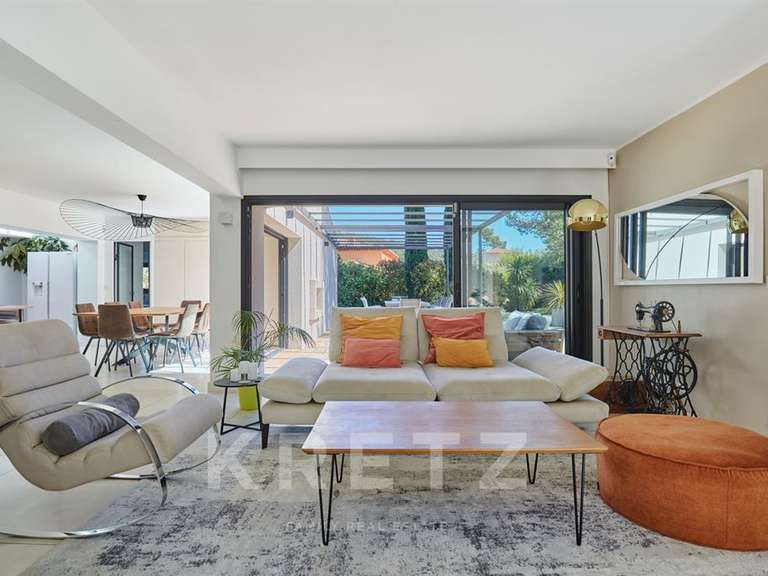 House Aix-en-Provence - 4 bedrooms - 213m²