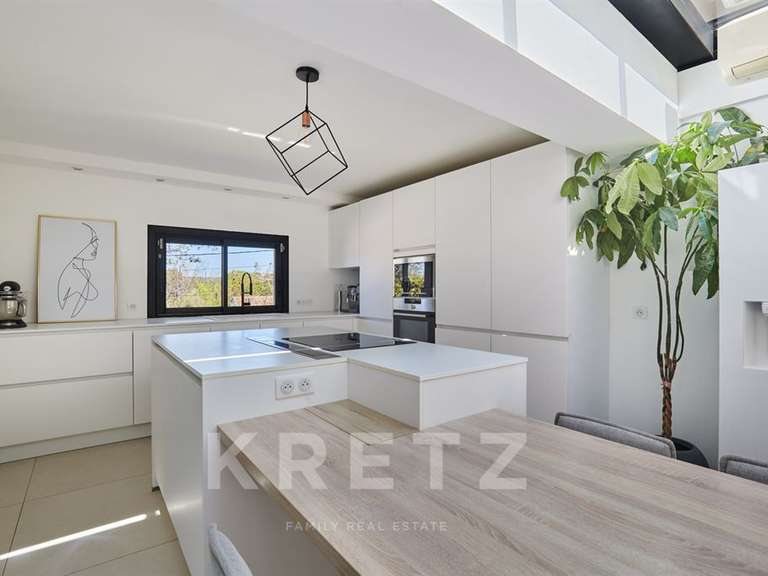 Maison Aix-en-Provence - 4 chambres - 213m²