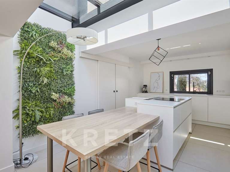 Maison Aix-en-Provence - 4 chambres - 213m²