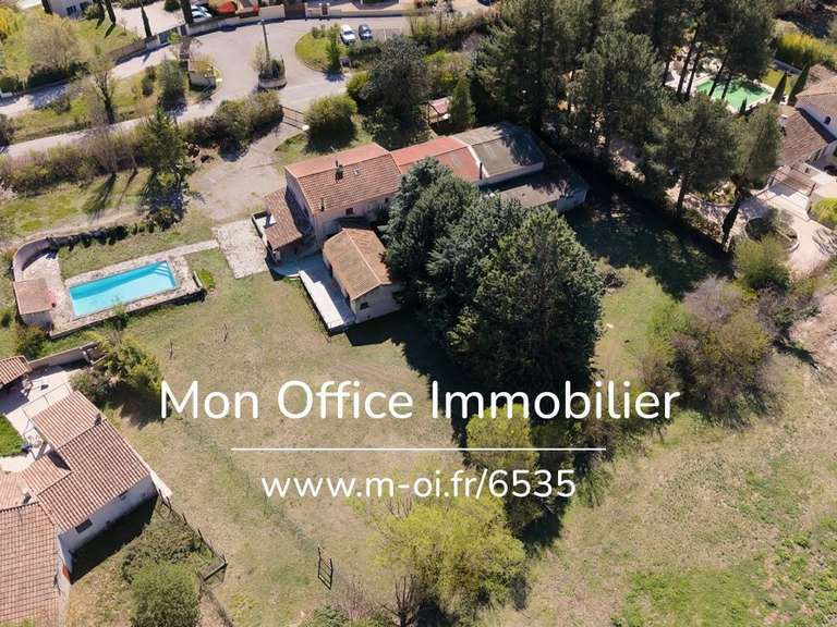 Maison Aix-en-Provence - 3 chambres - 186m²