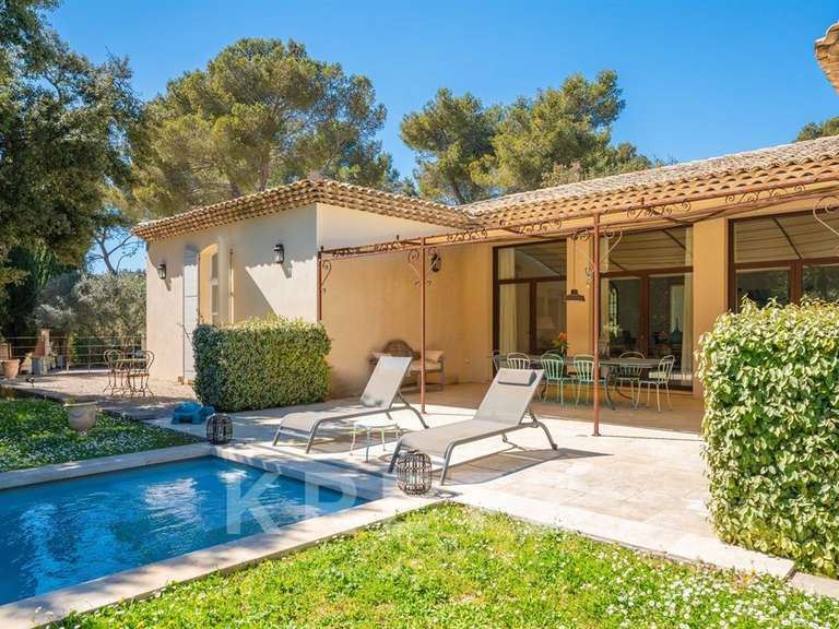 House Aix-en-Provence - 4 bedrooms - 223m²