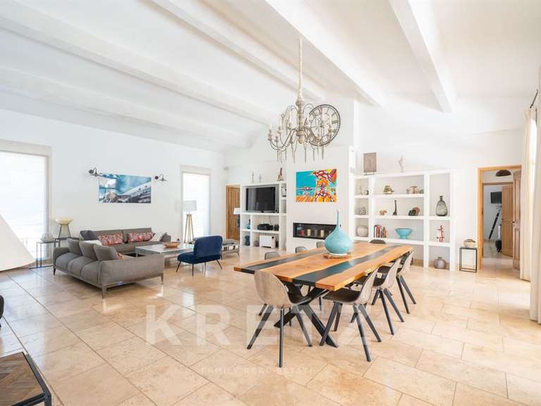 House Aix-en-Provence - 4 bedrooms - 223m²