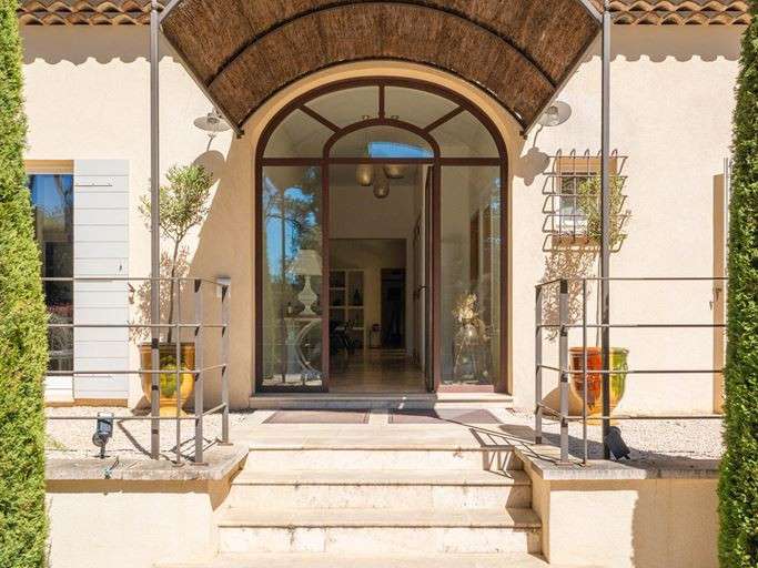 House Aix-en-Provence - 4 bedrooms - 223m²