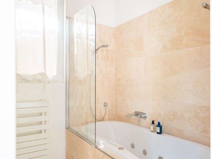 House Aix-en-Provence - 4 bedrooms - 223m²