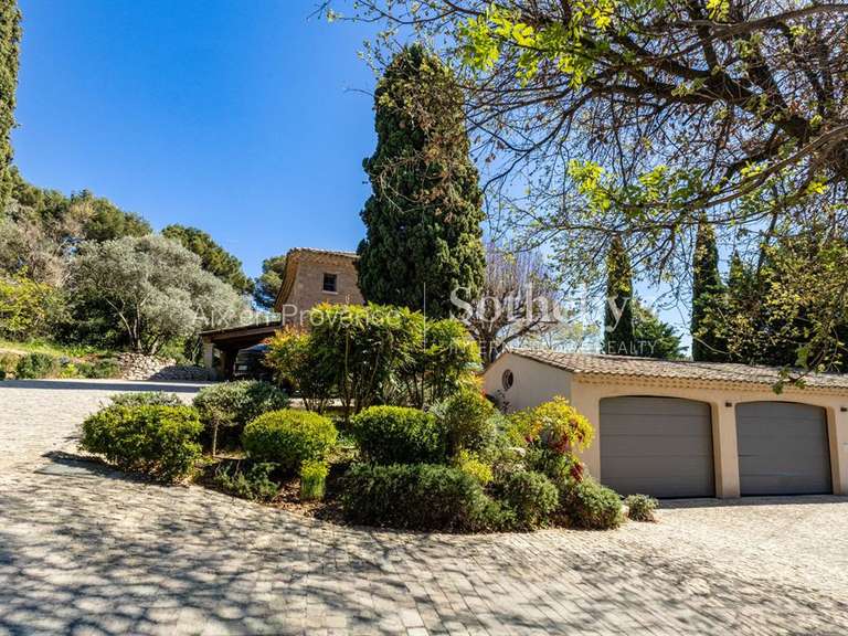 House Aix-en-Provence - 350m²