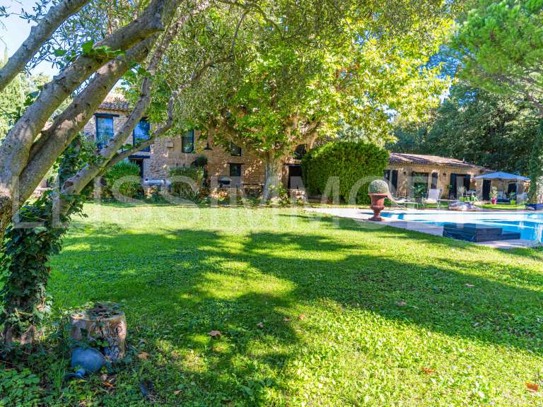 House Aix-en-Provence - 4 bedrooms - 230m²