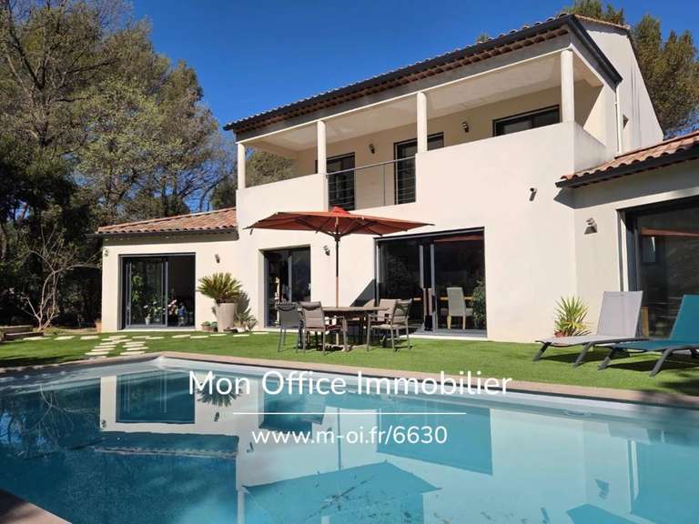 House Aix-en-Provence - 4 bedrooms - 217m²