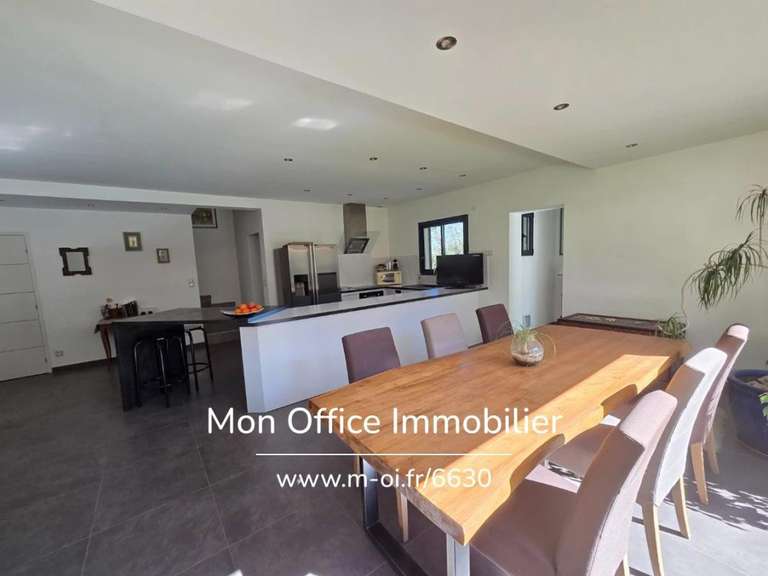 House Aix-en-Provence - 4 bedrooms - 217m²