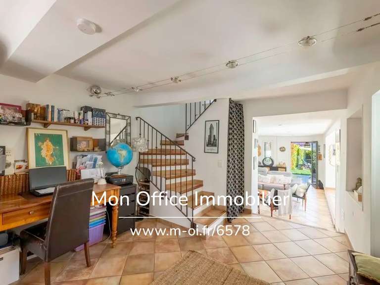 Maison Aix-en-Provence - 3 chambres - 108m²